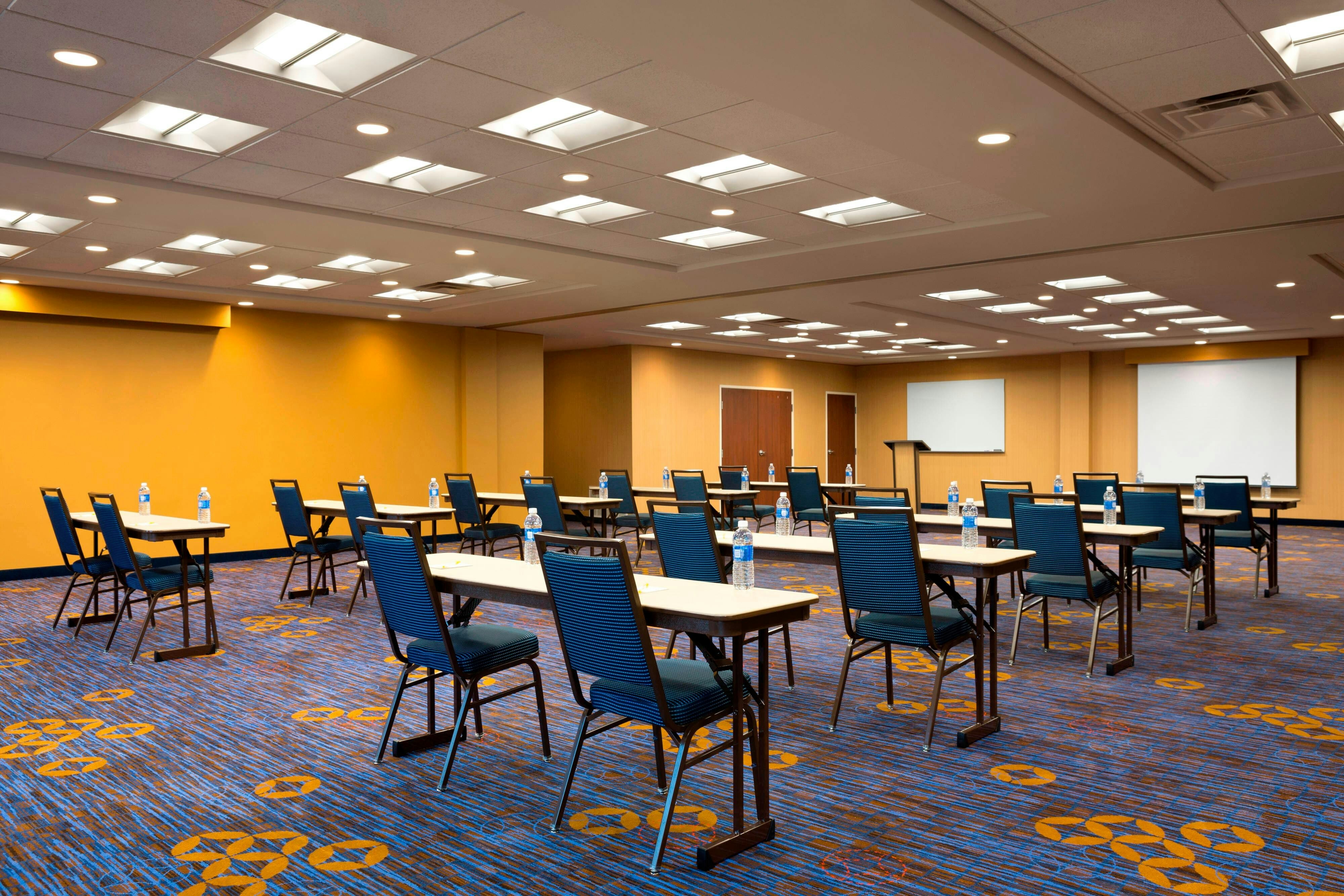 Courtyard By Marriott Little Rock North 32/39
