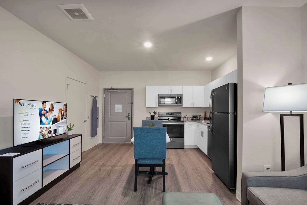 WaterWalk Extended Stay by Wyndham Charlotte - Arrowood 40/63