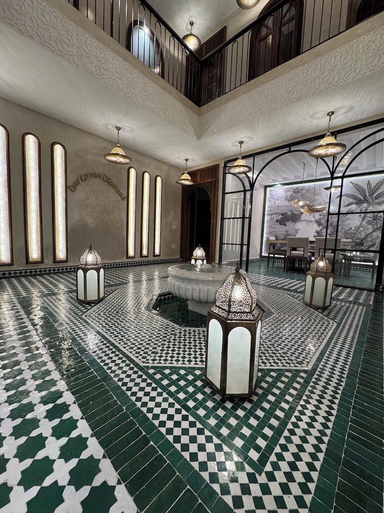 Riad L Etoile D Orient 43/75