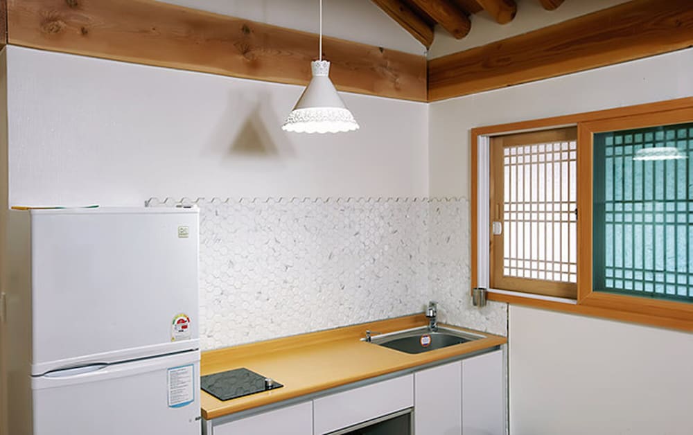 Gyeongju Gyeongju N Hanok Pension 46/50
