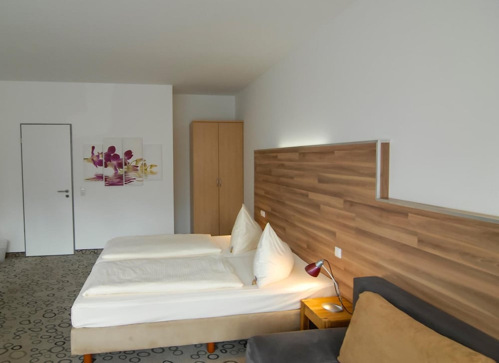 Petul Apart Hotel Am Ruhrbogen 11/45