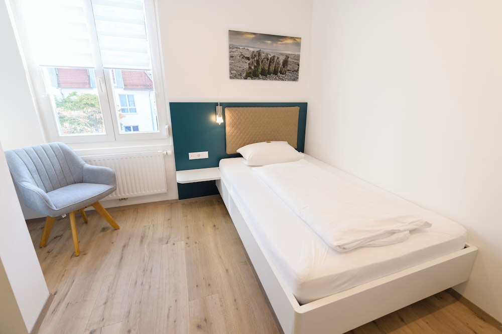 Hotel Garni Viktoria 2/18