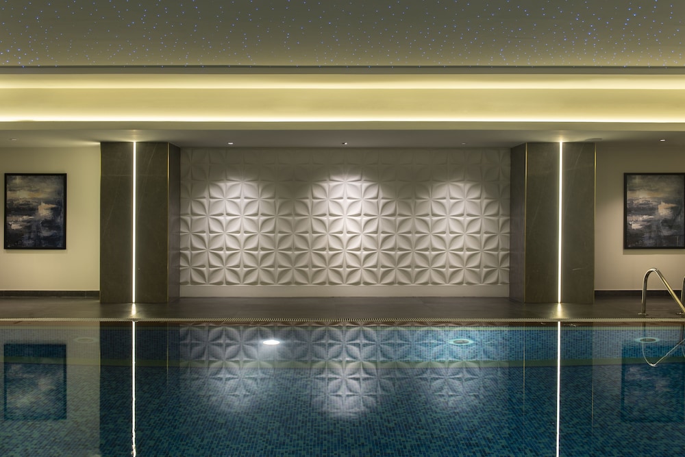 فيتوري بالاس(Vittori Palace Hotel and Residences) 13/46