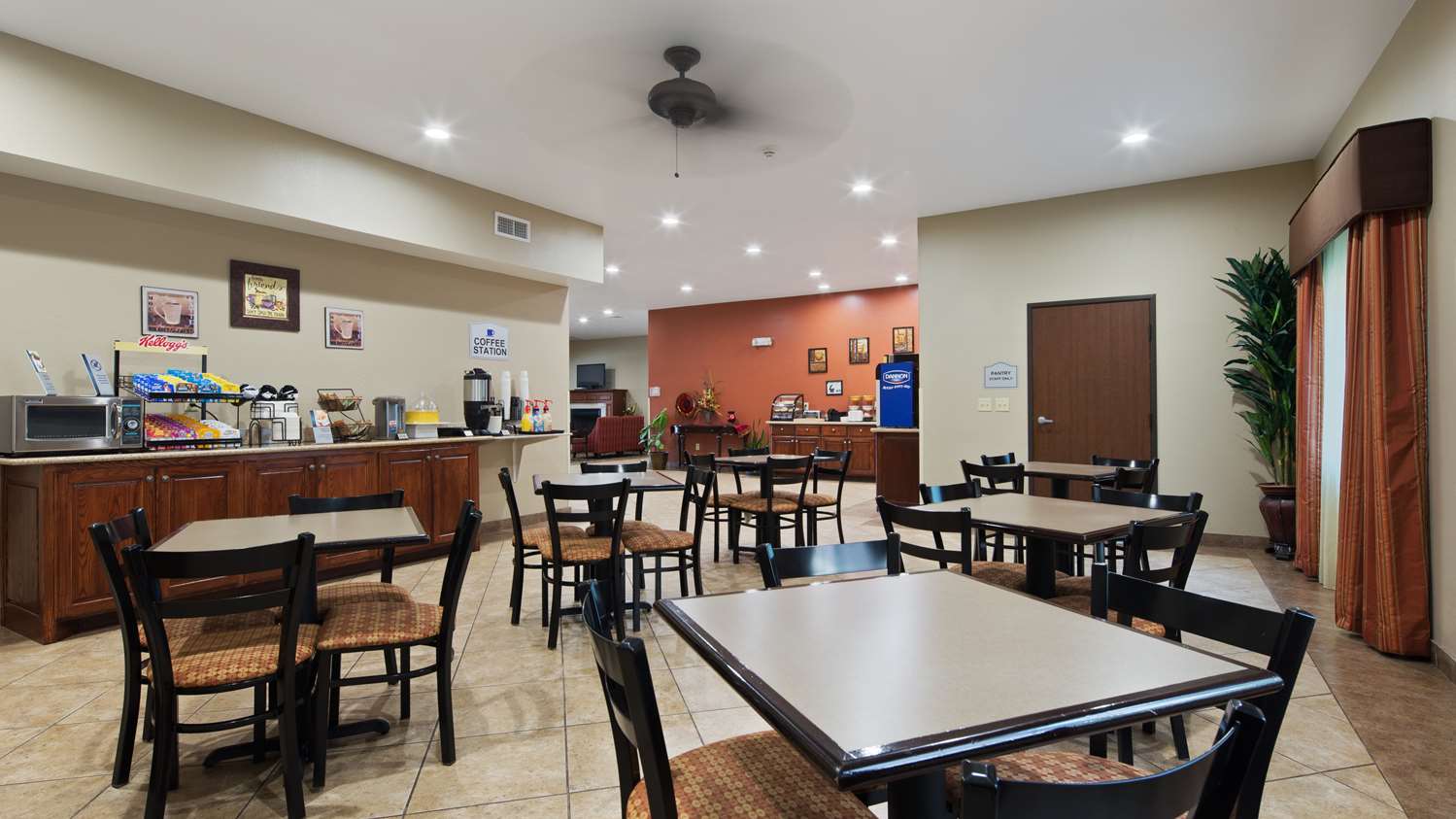 Best Western Oasis Inn 5/7