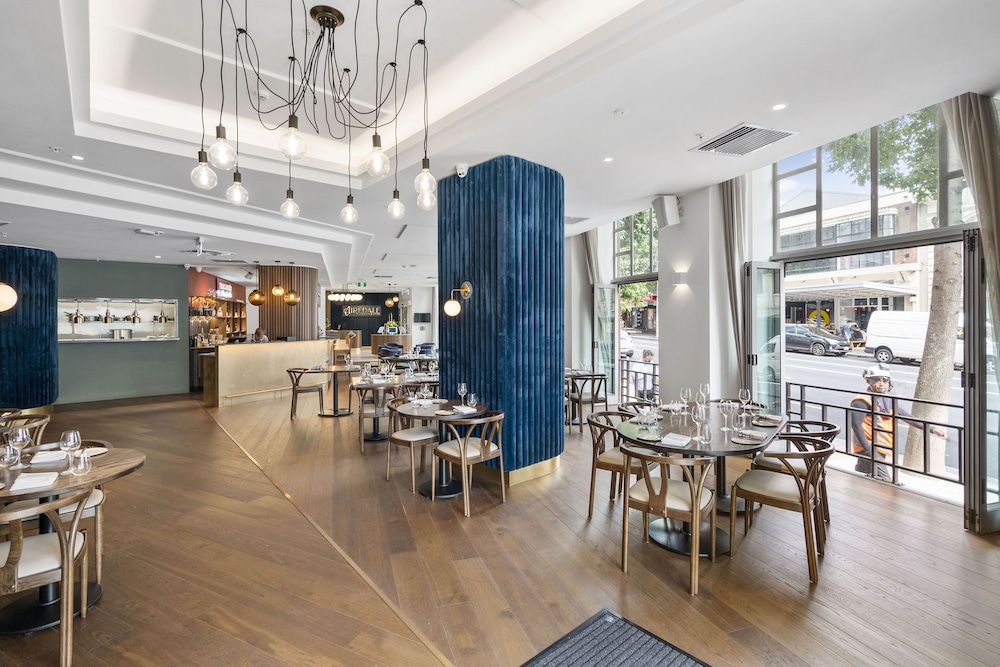 Legacy Airedale Hotel Auckland 55/67