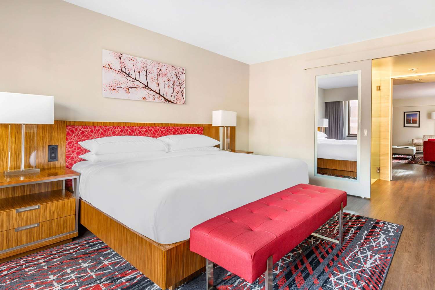 Plus, Suite, King Bed, Sofa
