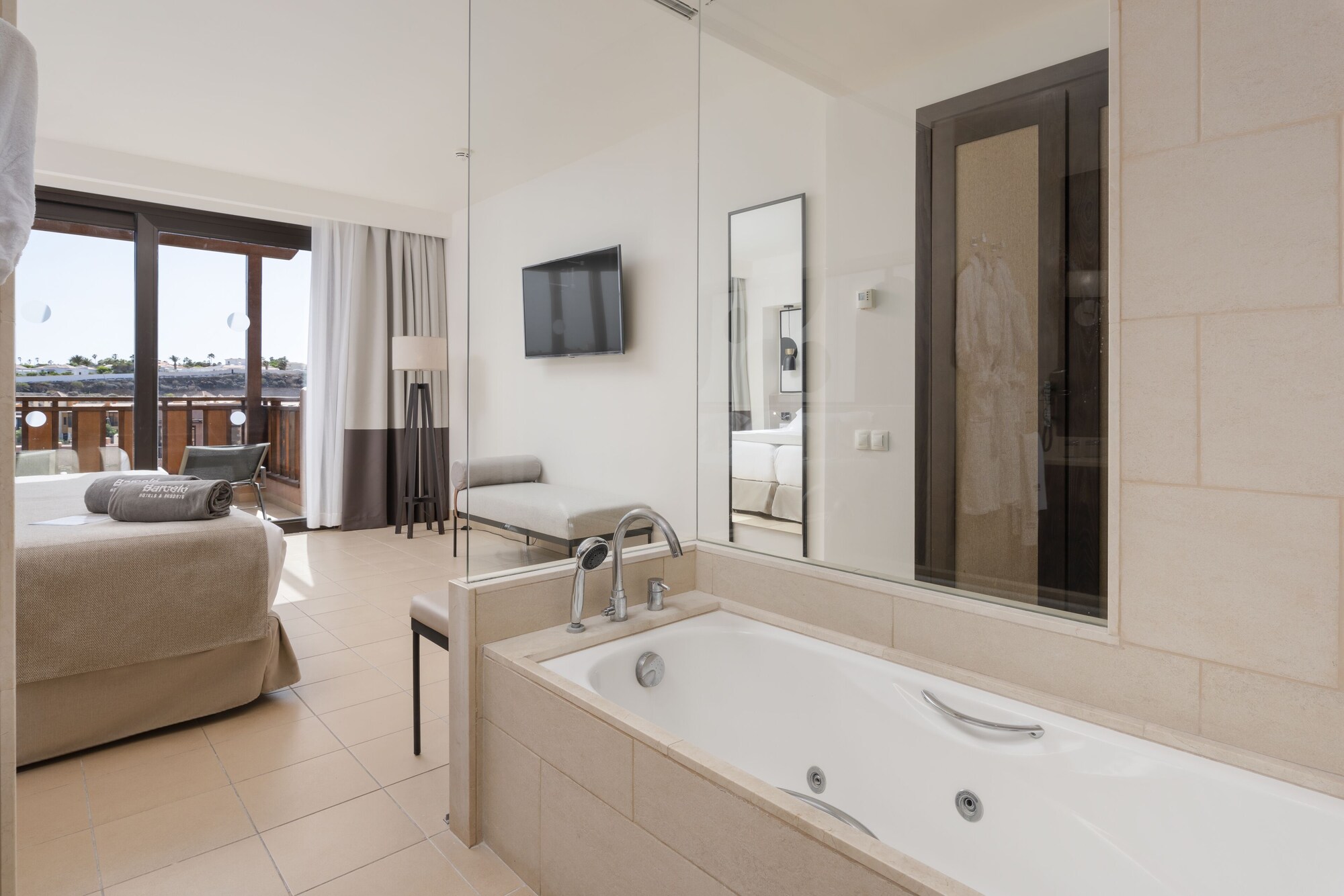جناح بسريرين منفصلين، Barcelo Tenerife 5/8