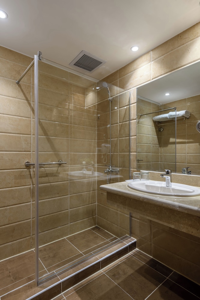 FLOW Spectrum Resort Sahl Hasheesh 102/102