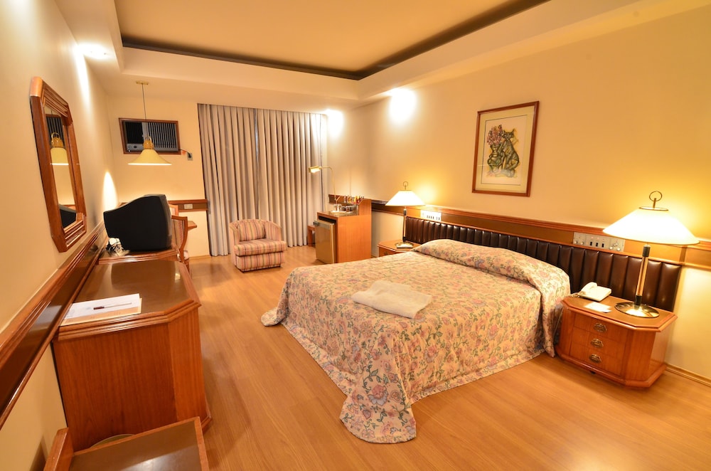 Hotel Gran Corona 4/30