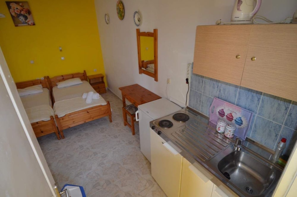Marianthi Studios Stegna 16/70
