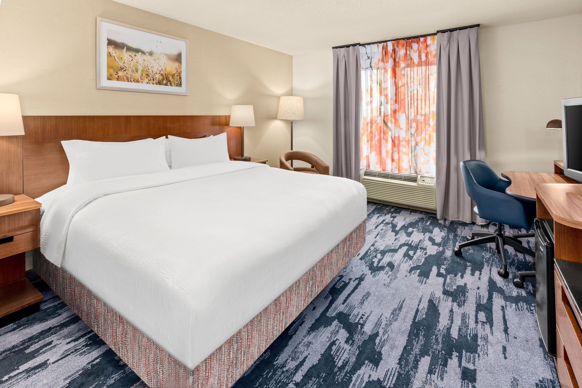 ROOM, KING BED