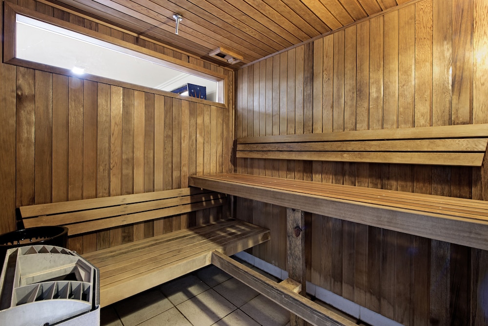 ULTIQA Shearwater Resort 26/73