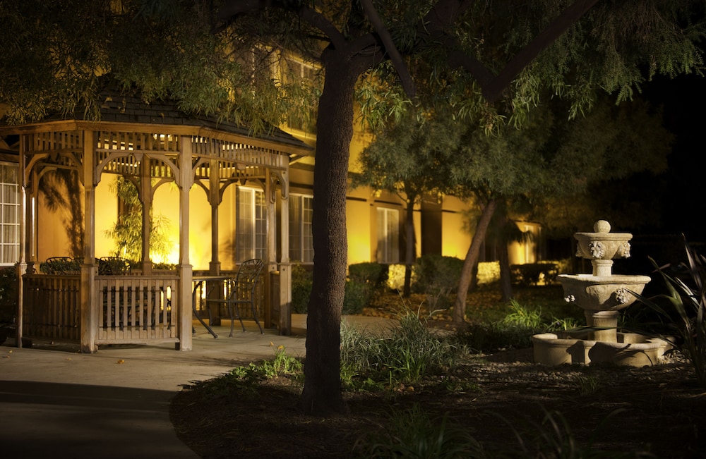 Larkspur Landing Campbell - An All-Suite Hotel 1/45