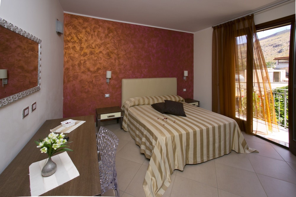 Trigrana Vacanze Hotel 4/50