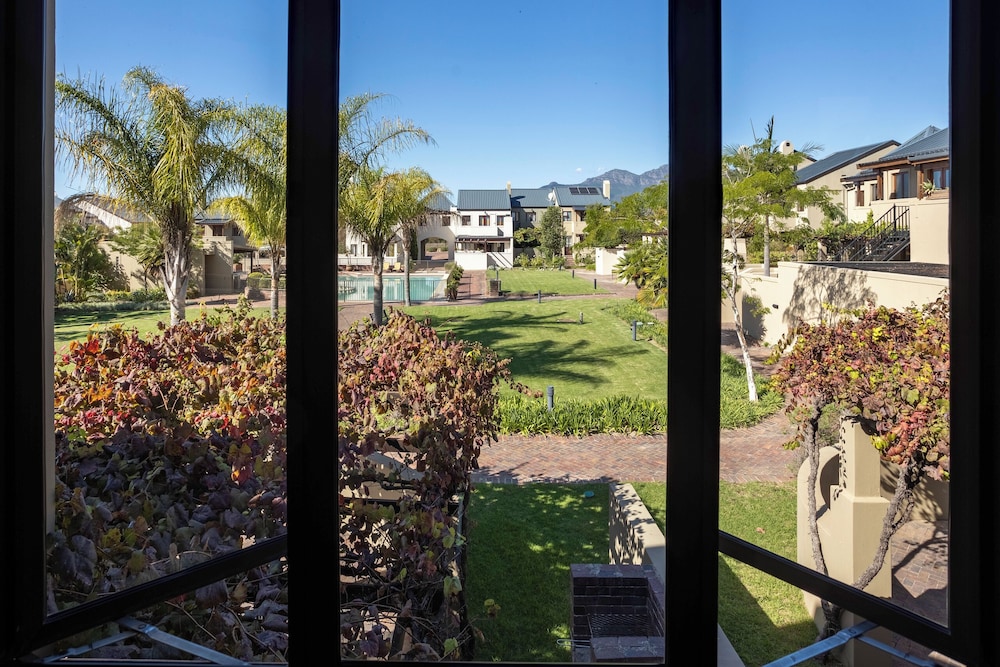 Devonvale Golf and Wine Estate 22/50