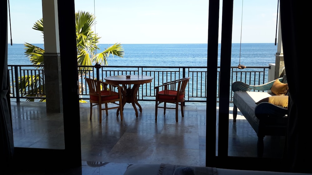 Amed Beach Villa 35/49