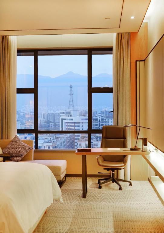 Rezen Longuu Hotel (Zhaoqing Qixingyan scenic spot store) 19/48