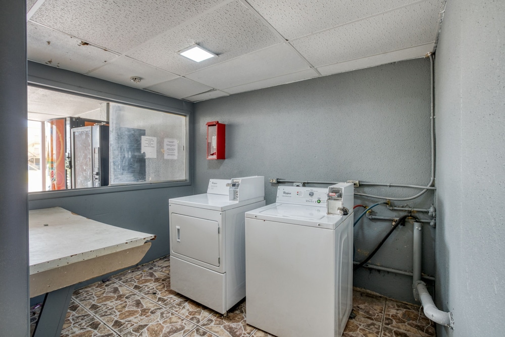 OYO Hotel San Antonio Lackland Air Force Base West 38/44