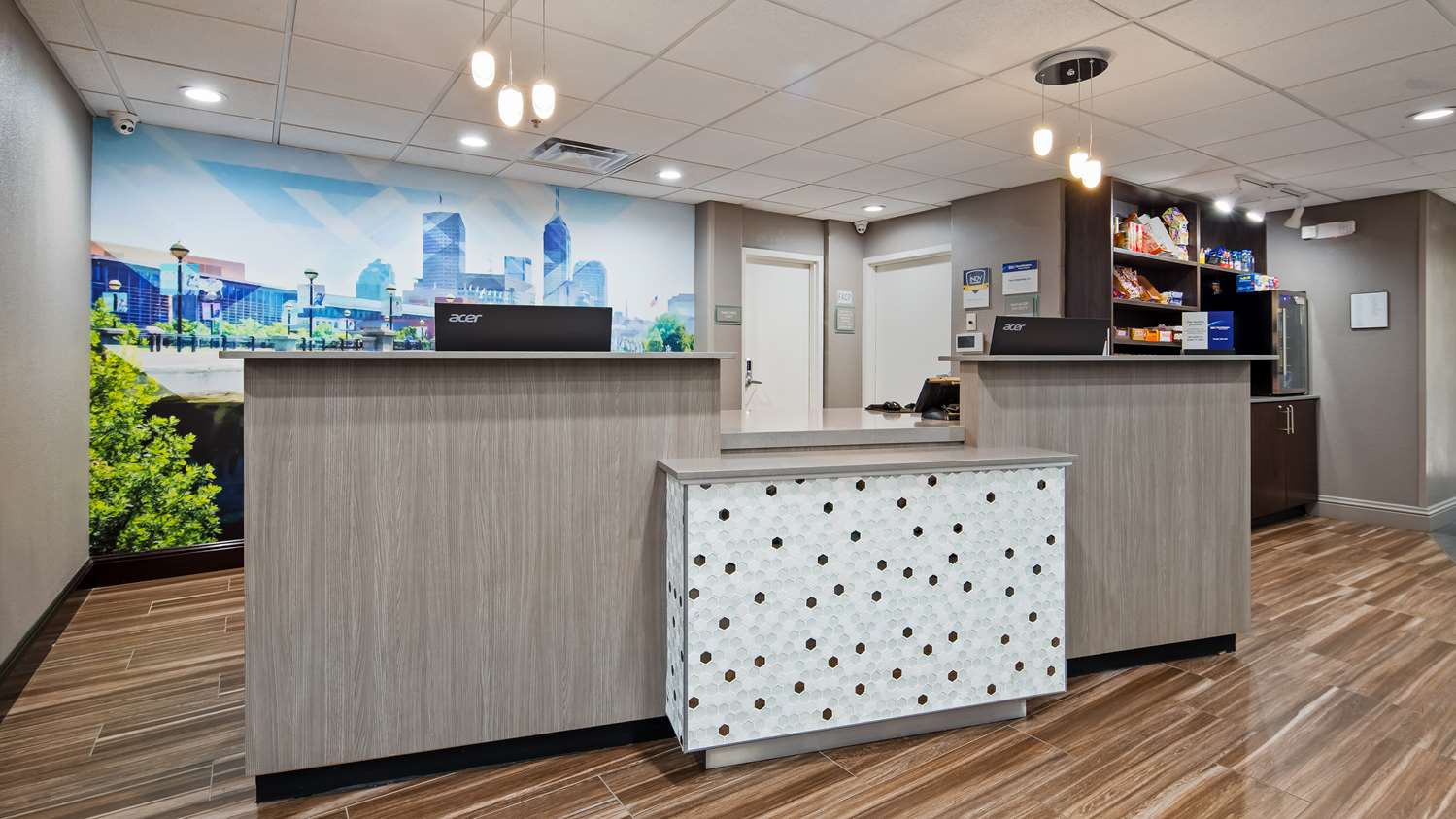 Best Western Plus Indianapolis NW Hotel 10/69