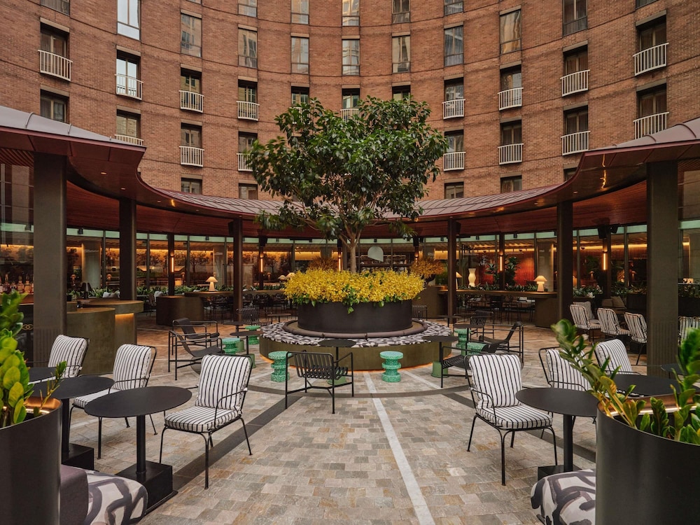 Sofitel Sydney Wentworth 66/70