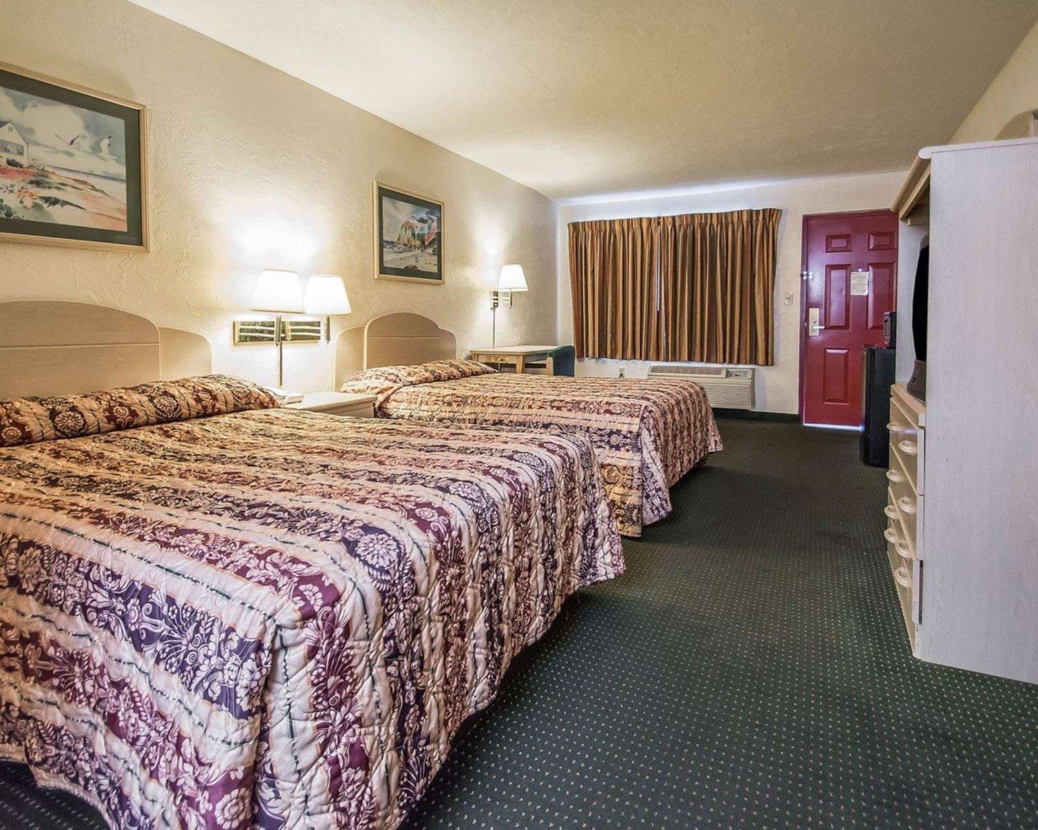 ROOM, 2 DOUBLE BEDS, SMOKING