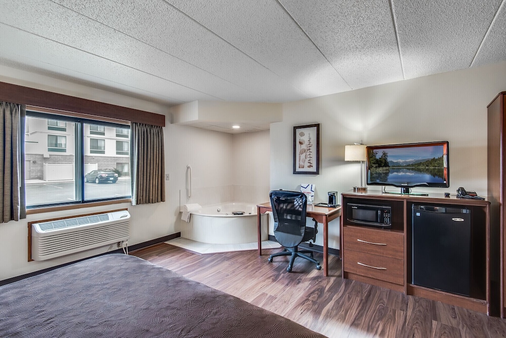 Americinn By Wyndham Coon Rapids 33/42
