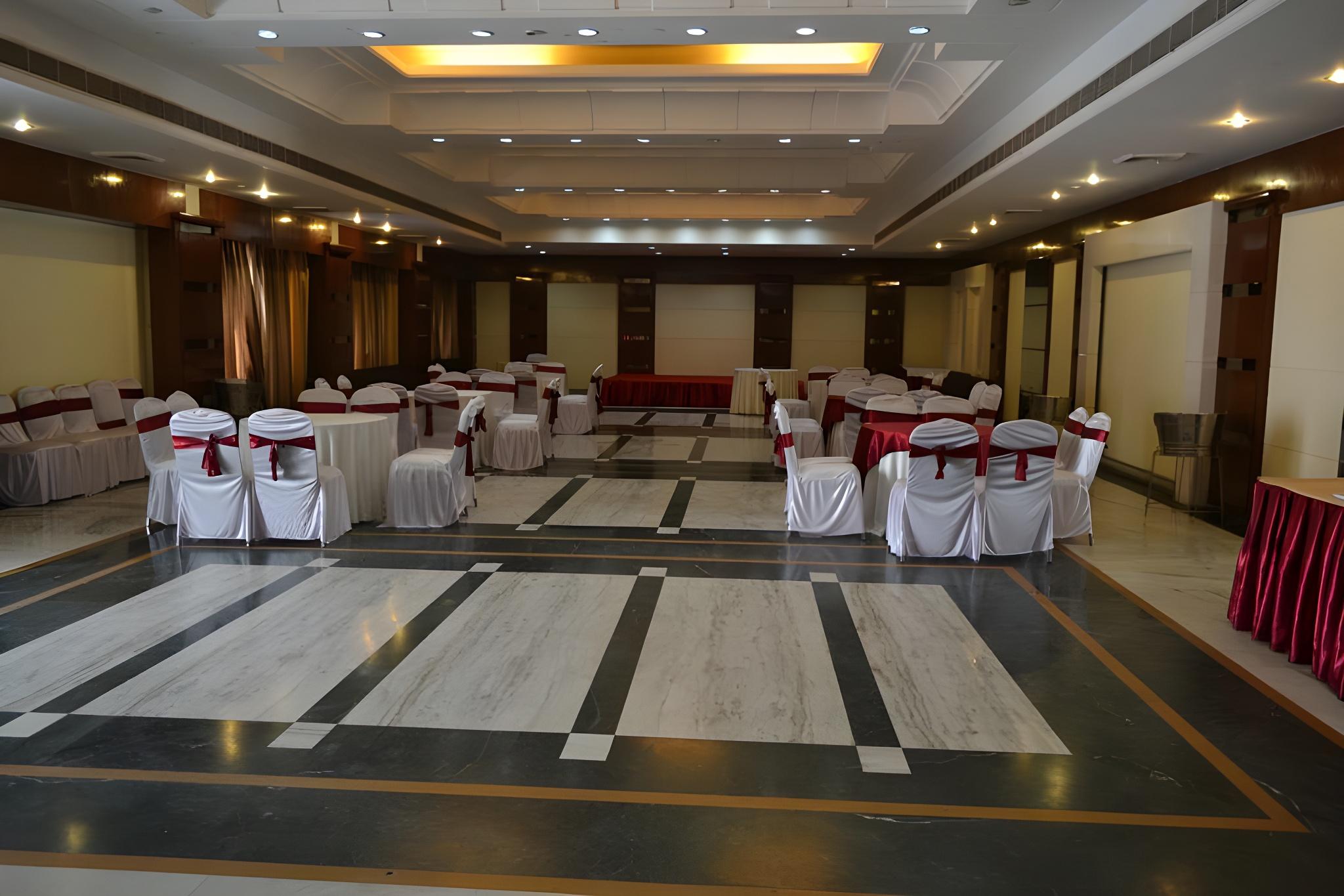 Hotel Sobti Continental 26/29
