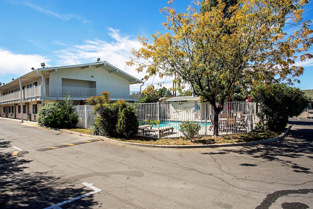 Motel6 Prescott, AZ 7/58