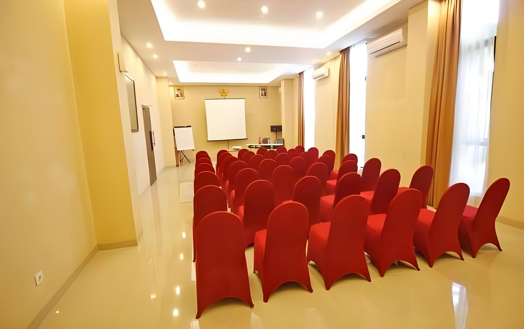 Grand Diara Hotel 34/42
