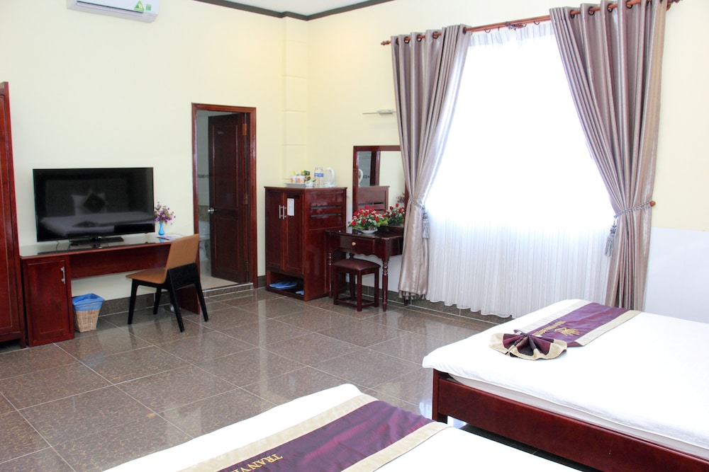 Tran Vinh Hotel 51/66