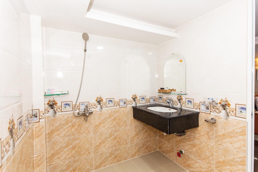 Hoa De Nhat Hotel 51/55