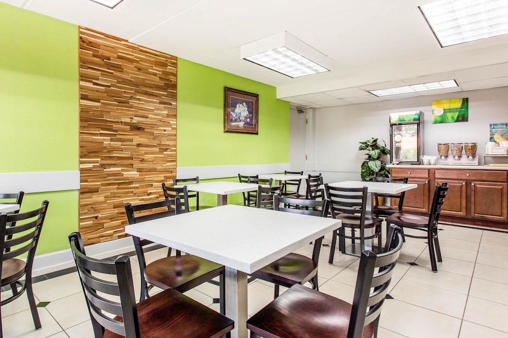 Quality Inn And Suites Vidalia 24/31