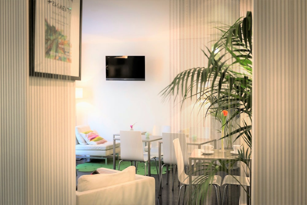 Hotel Glasgow Monceau Paris 61/62