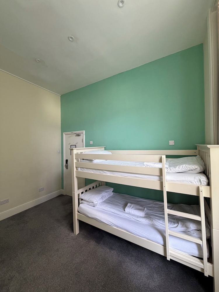 BRIGHTON HOTEL(FORMERLY BEST WESTERN BRIGHTON) 22/45