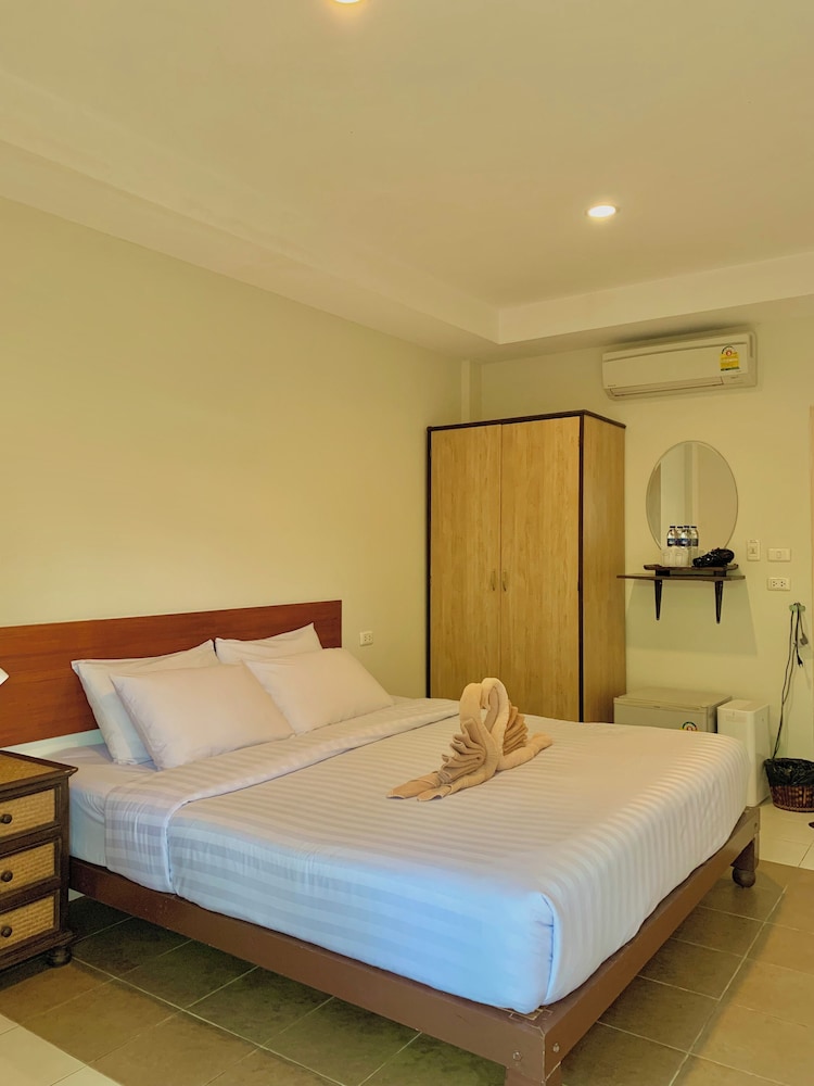 Baan Baramee Guesthouse 18/50