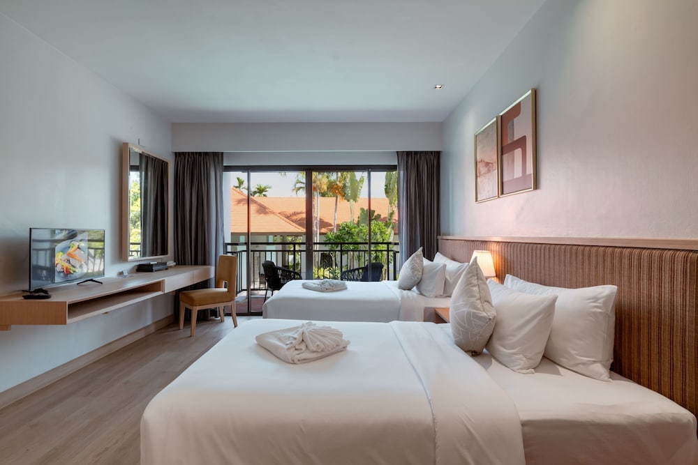 Estella Phuket Mai Khao Beach Resort 26/66