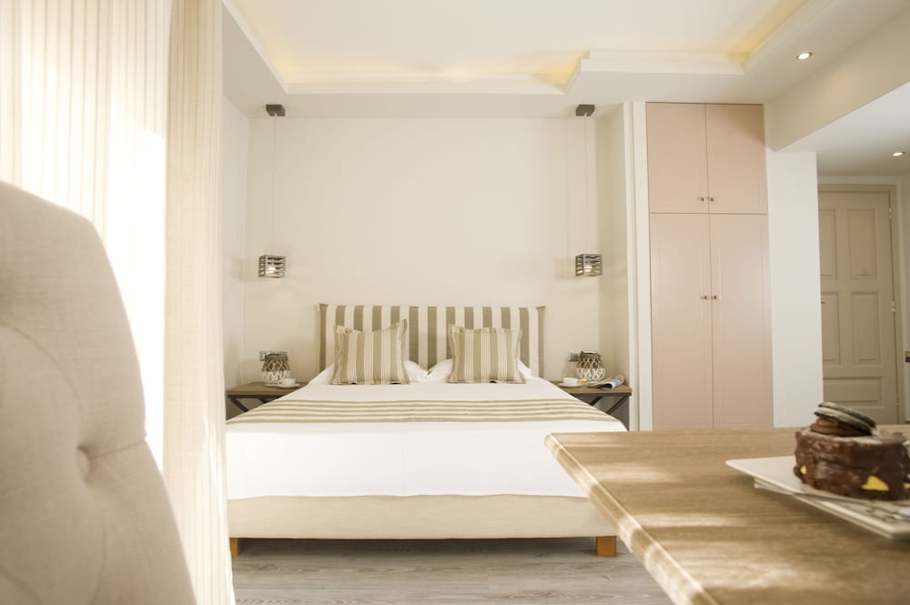 Superior, Queen Bed, Pepi Boutique Hotel 3/10