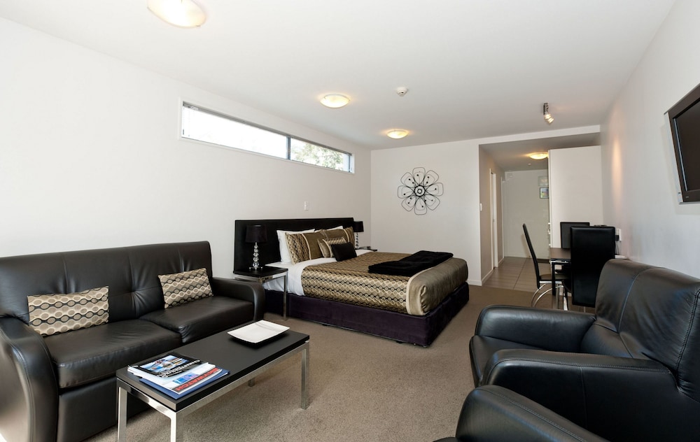 Bellano Motel Suites 24/33