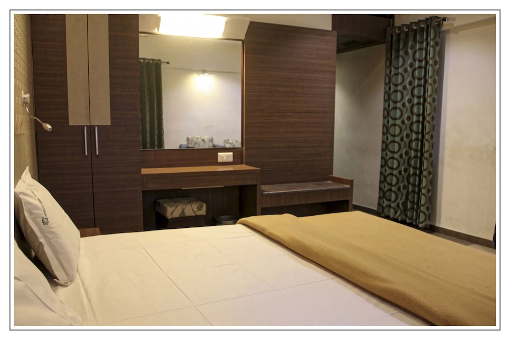 Hotel Prem Nivas 9/26