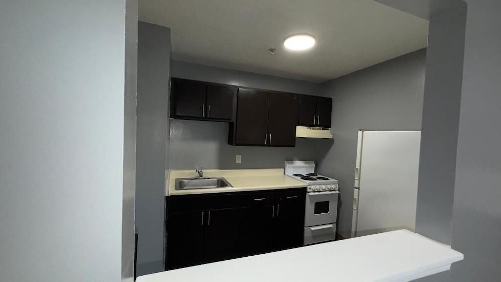 Welcome Suites Hazelwood Extended Stay Hotel 48/59