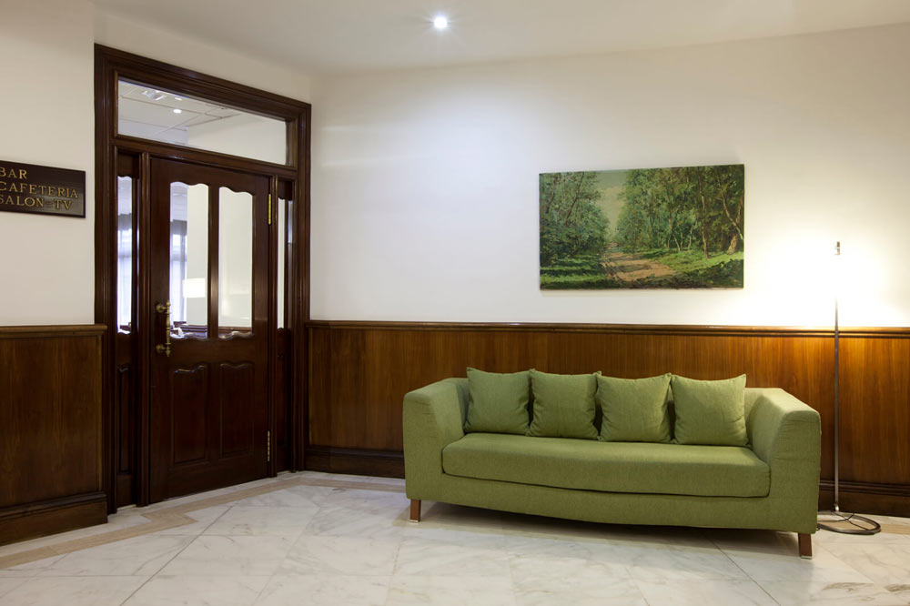 Don Curro Hotel 24/46