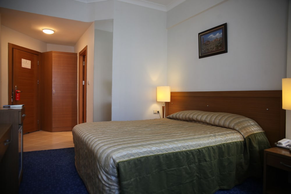 Grand Urfa Hotel 5/16