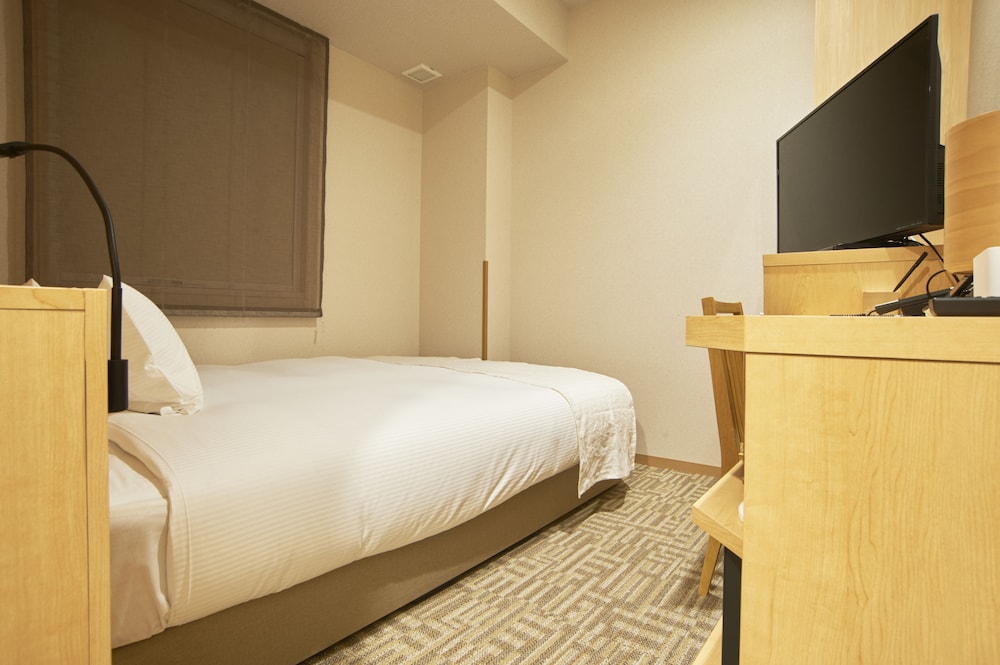 Quintessa Hotel Tokyo Haneda Comic & Books 9/61