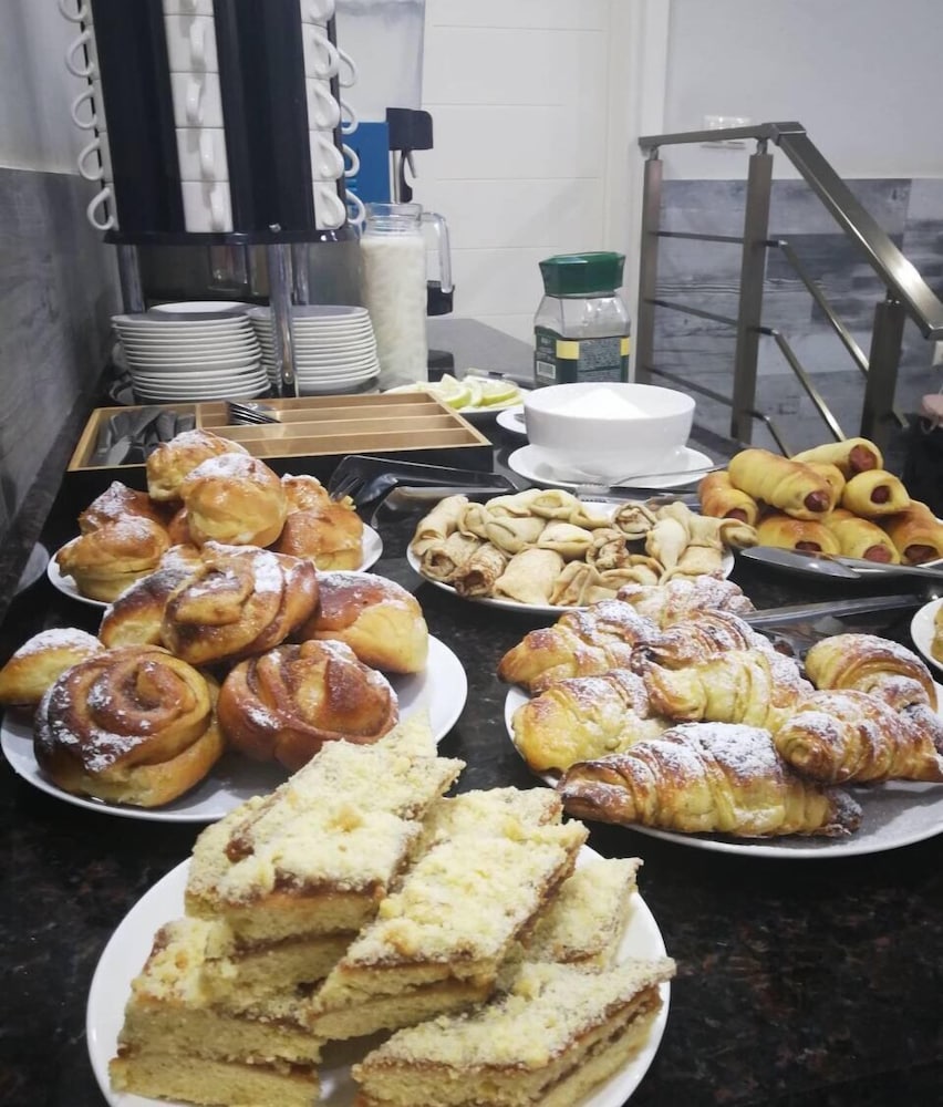 Hotel Aristocrat Batumi 24/34