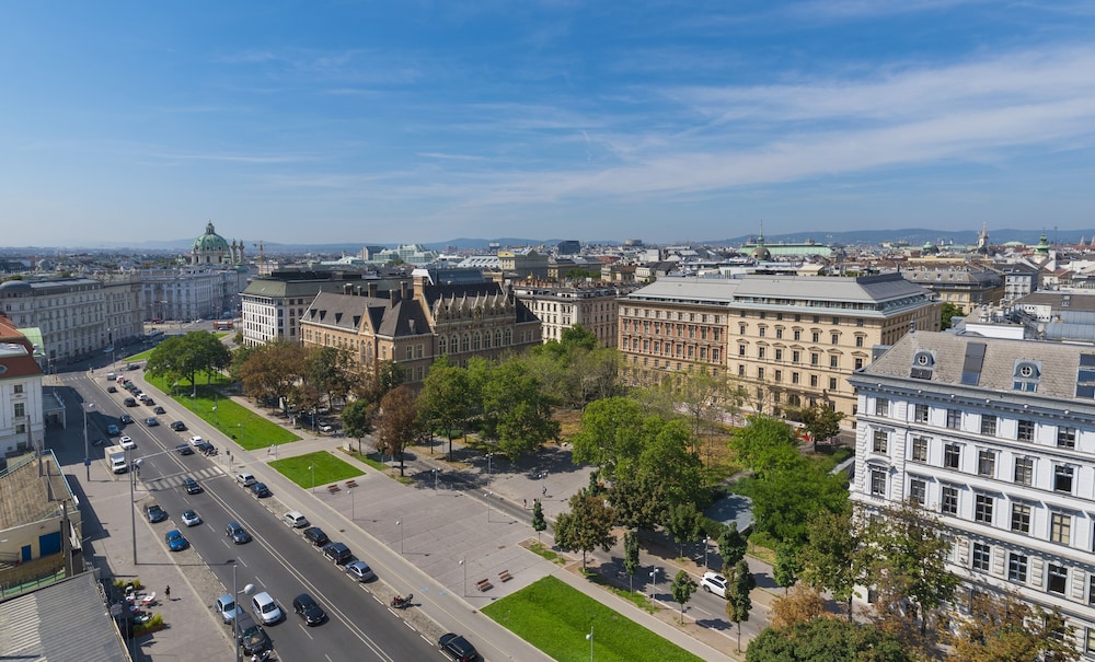 Intercontinental Vienna Hotel 72/81