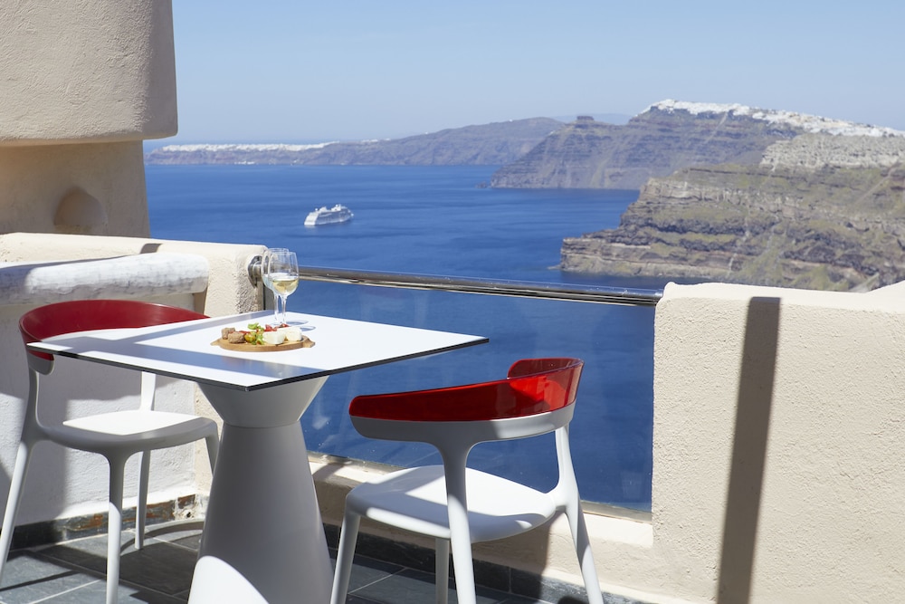 Suites of the Gods Cave Spa Hotel 27/50