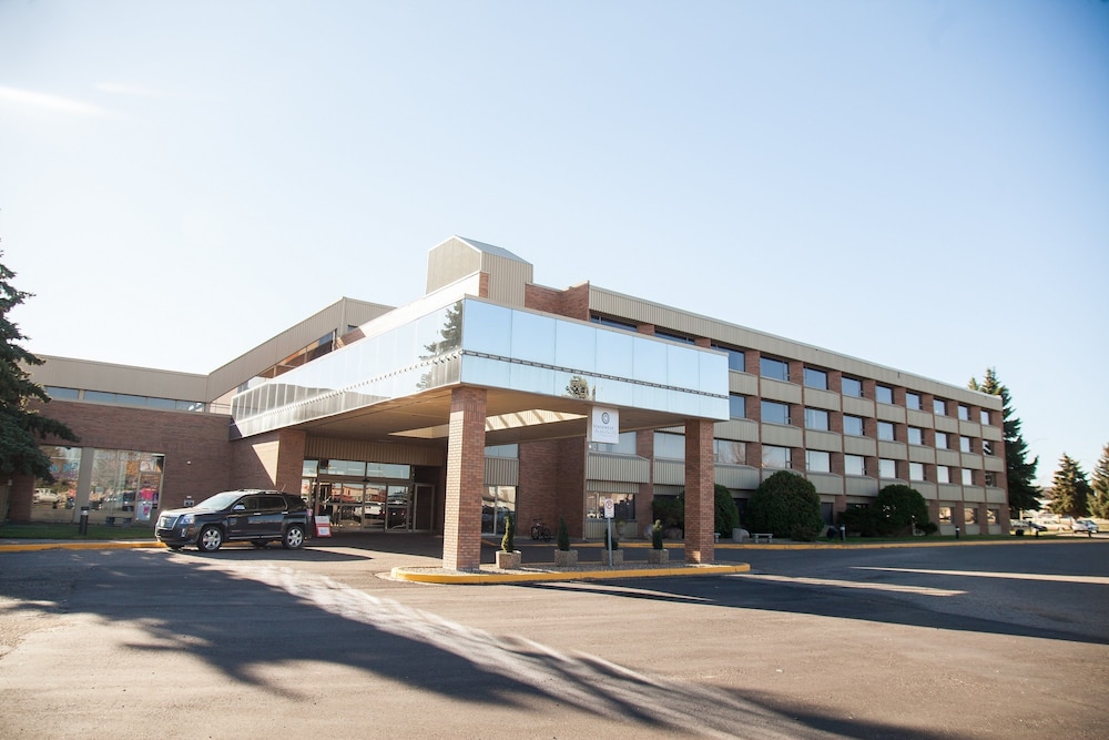 Medicine Hat Lodge, Trademark Collection by Wyndham 62/67