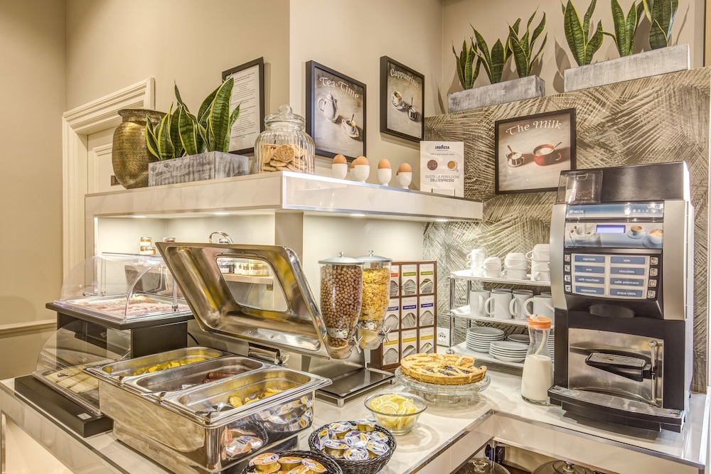 Charme Spagna Boutique Hotel 58/77