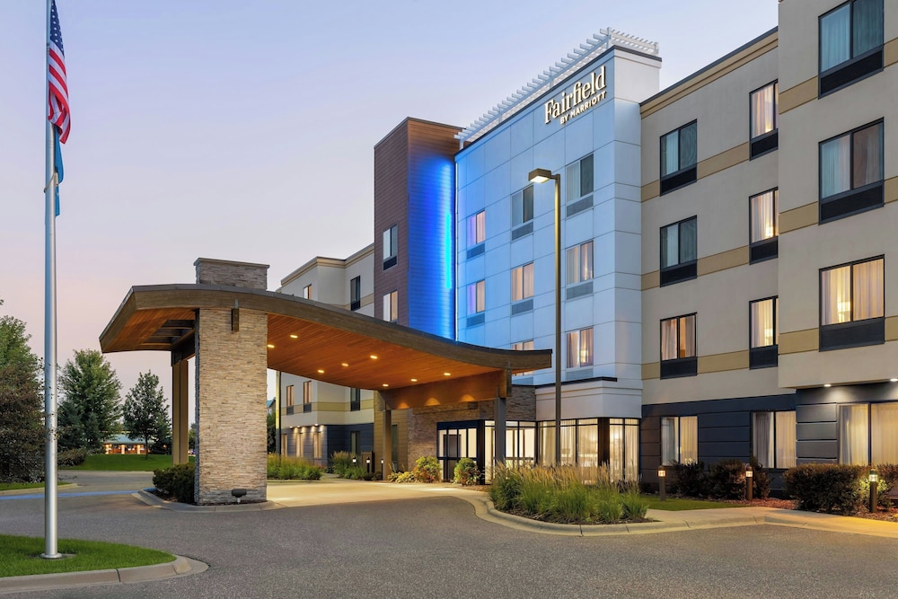 Fairfield Inn Suites By Marriott St Paul Northeast 26/30