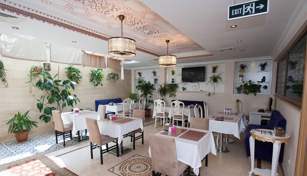 Sultans Royal Hotel 37/50